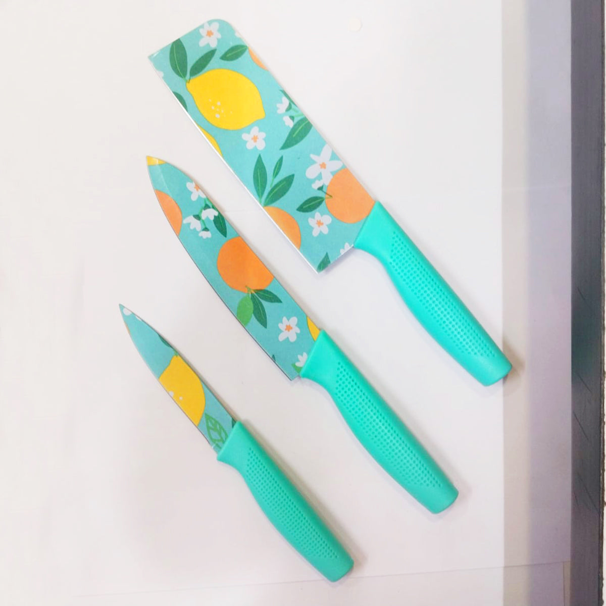 AM5666 3 Pcs Stainless Steel Knife Set Color Printed Stainless Steel Paring, Chef's & Cleaver Kitchen Knife Set, Pack of 3