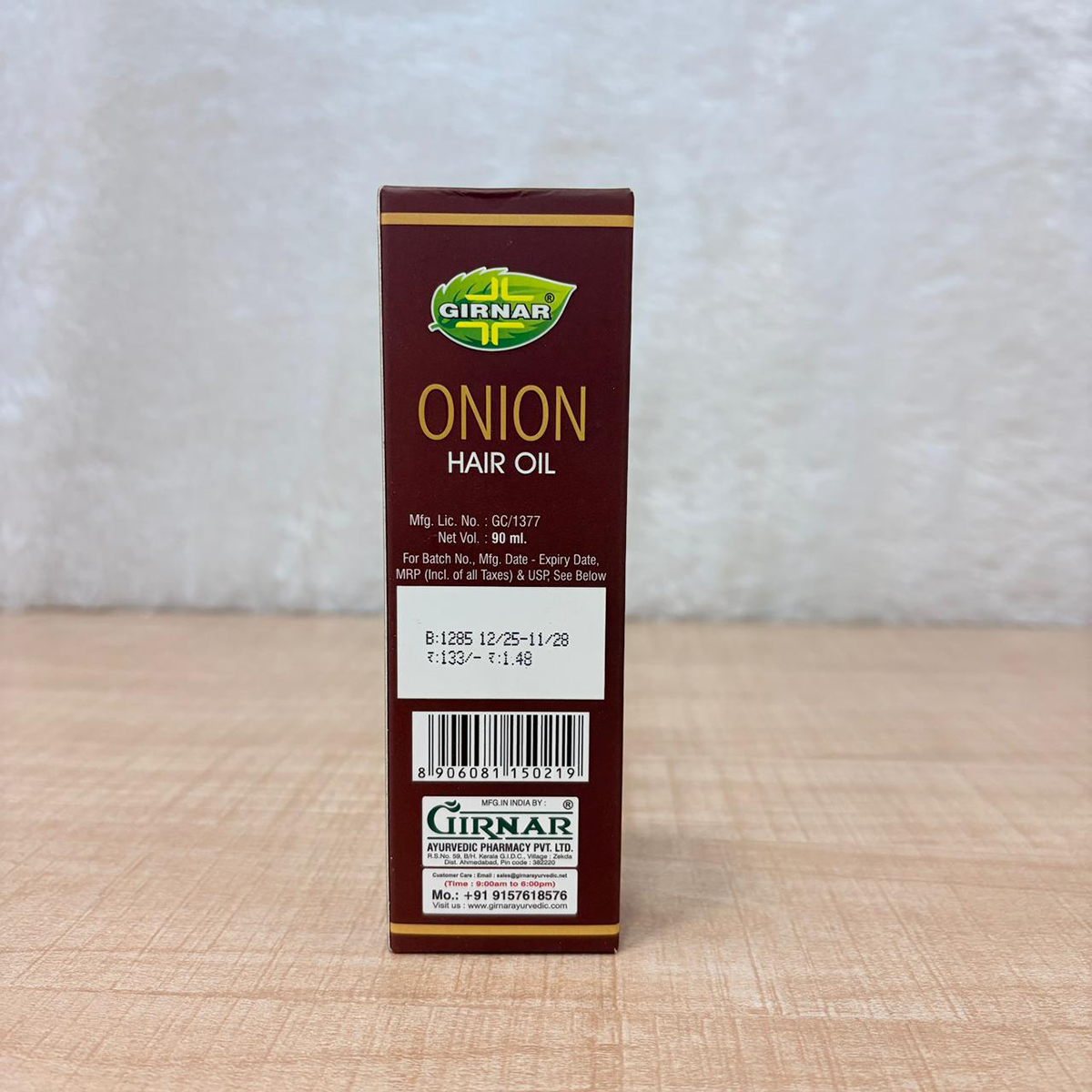 AM6670 Girnar Onion Hair Oil (90ml) with Comb Applicator – Promote Growth & Control Hair Fall
