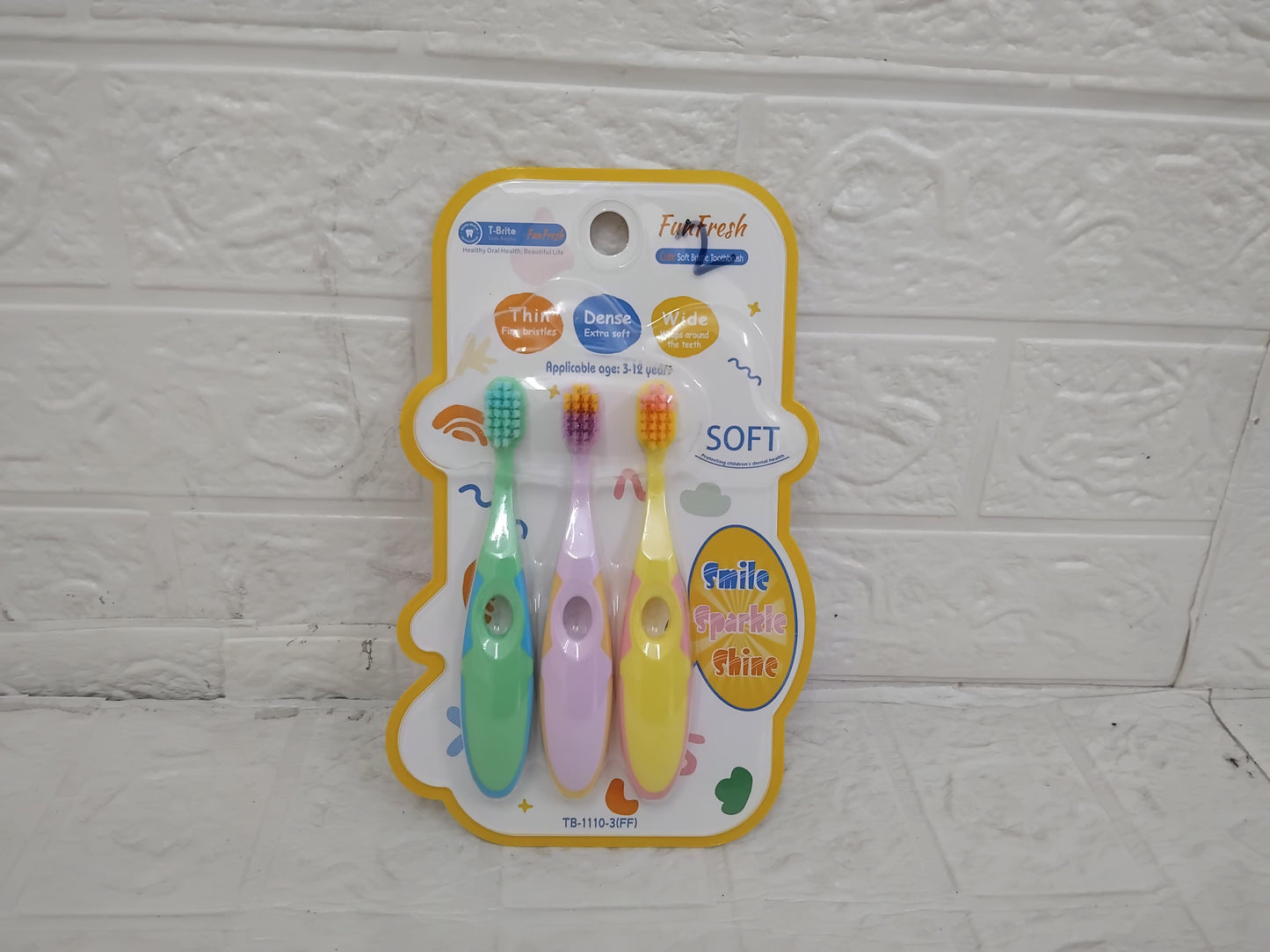 AM3445 FunFresh Toothbrush TB-1110-3FF Cute Soft Bristle Toothbrush 3Set