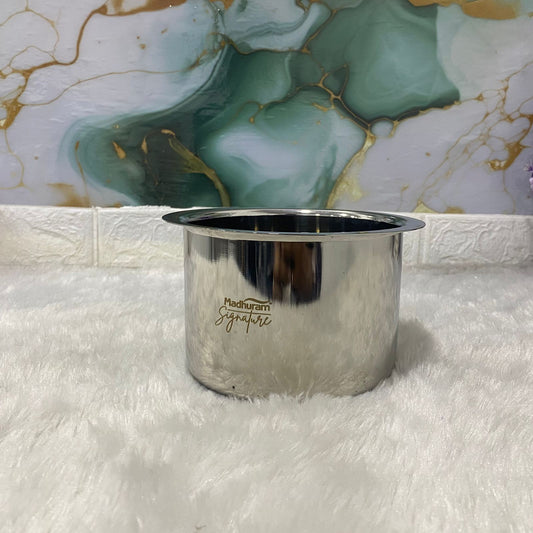 AM7581 Madhuram Signature Premium Stainless Steel Deep Container (1690 ml, 11x14x14 cm)
