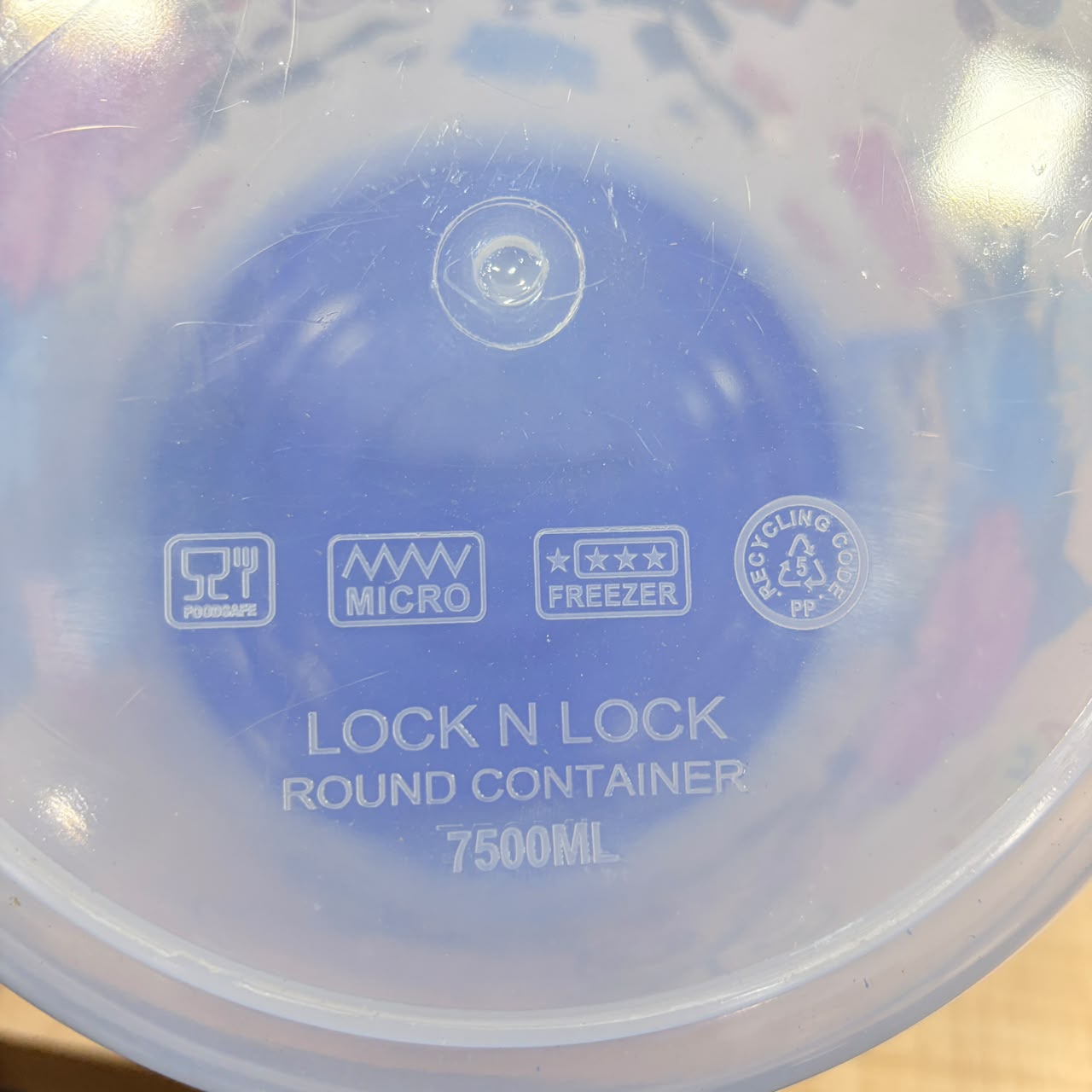 A06556 Round Lock & Lock Printed Plastic Container with Lid - 7500ml