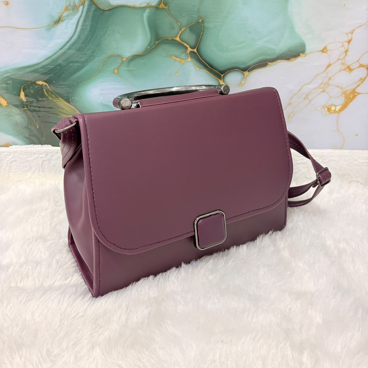 A06701 Women’s Mauve PU Leather Structured Crossbody Handbag with Metallic Top Handle
