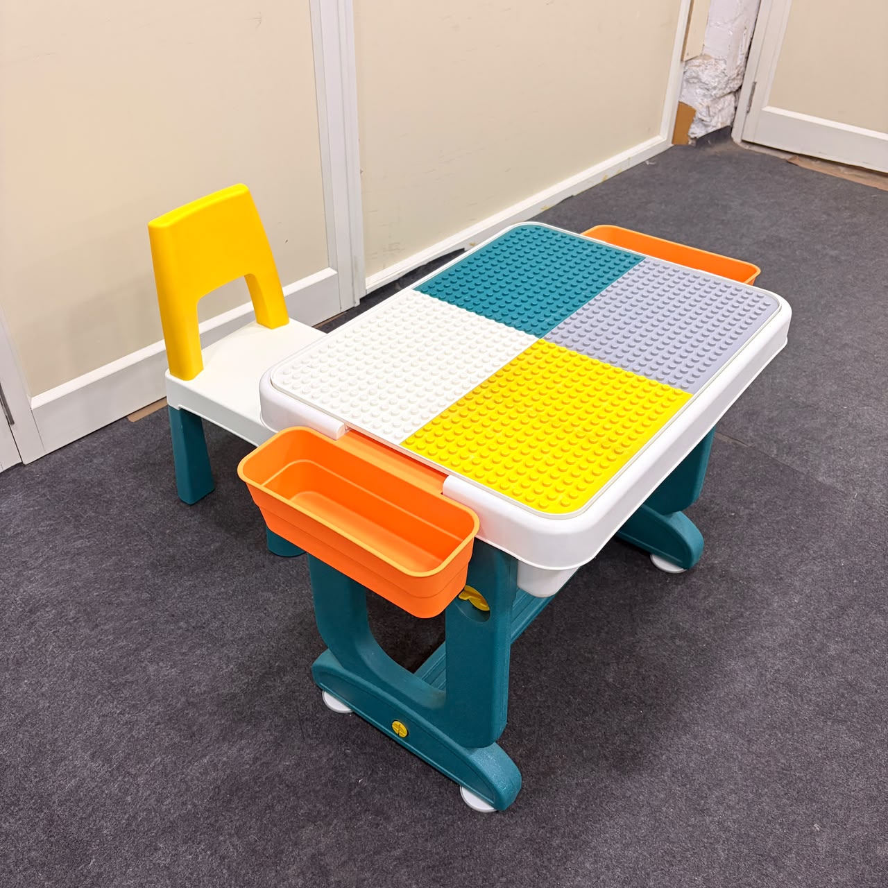 A06747 Multifunctional Kids Building Block Table & Chair Set with Storage Bins