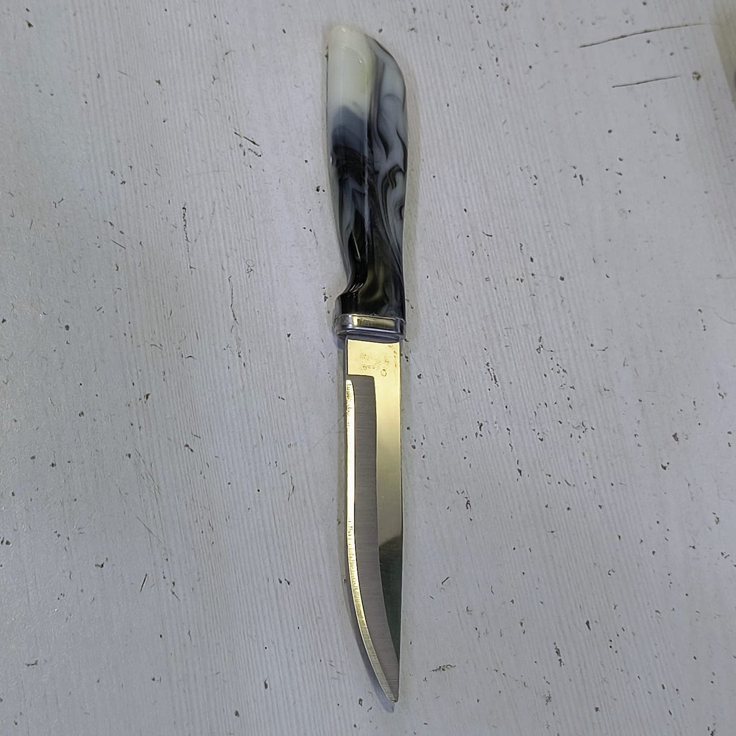AM5335 Royal Marble Knife No 8 Medium