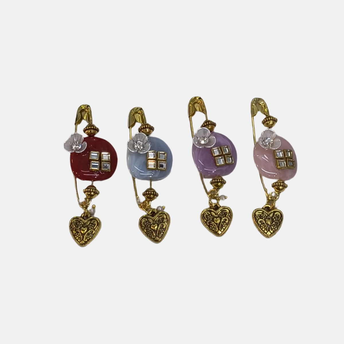 AM5429 Fancy Brooch And Saree Pin MultiColour 1pc