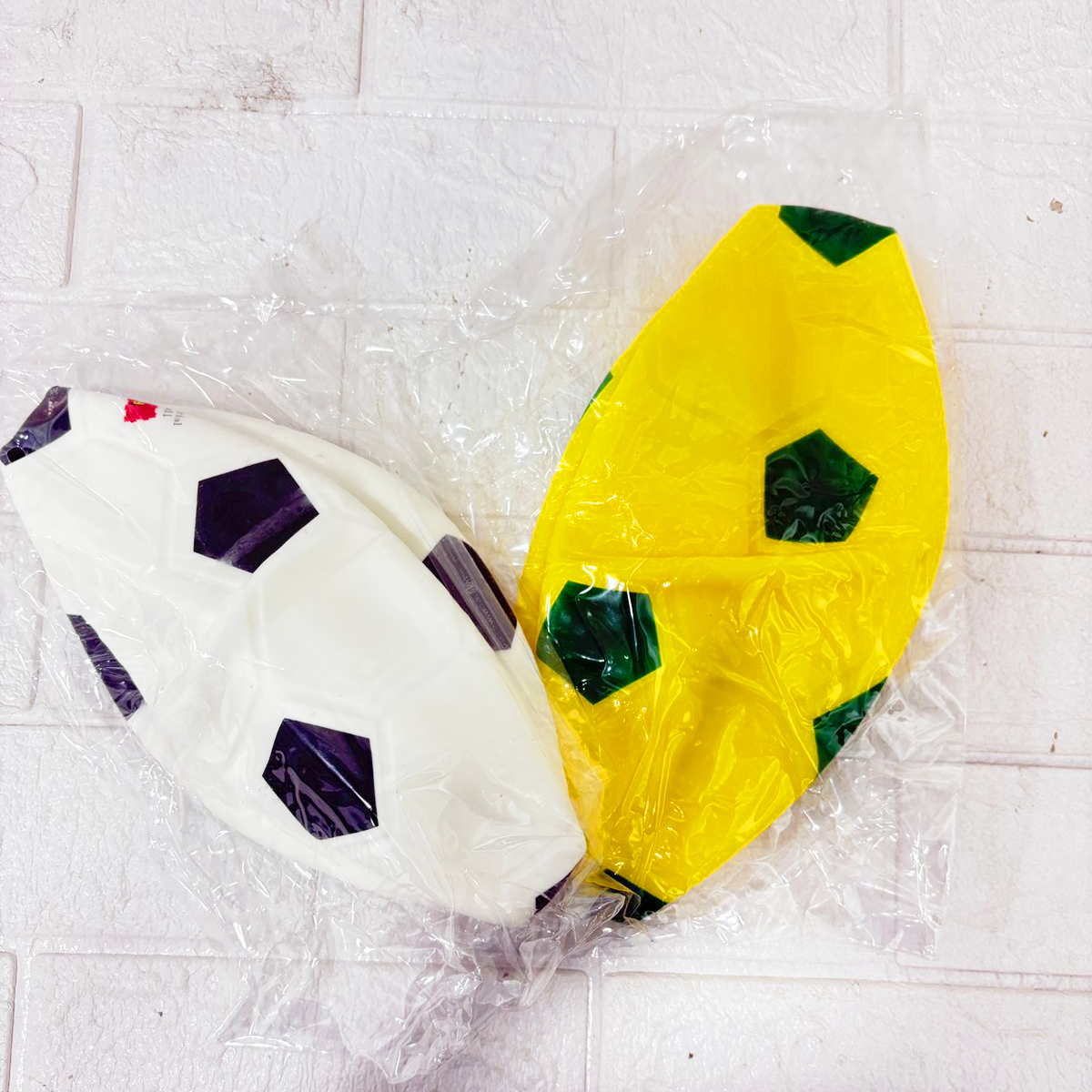 AM6318 Multicolor Football - Size: 9 Inch (Rubber Football)