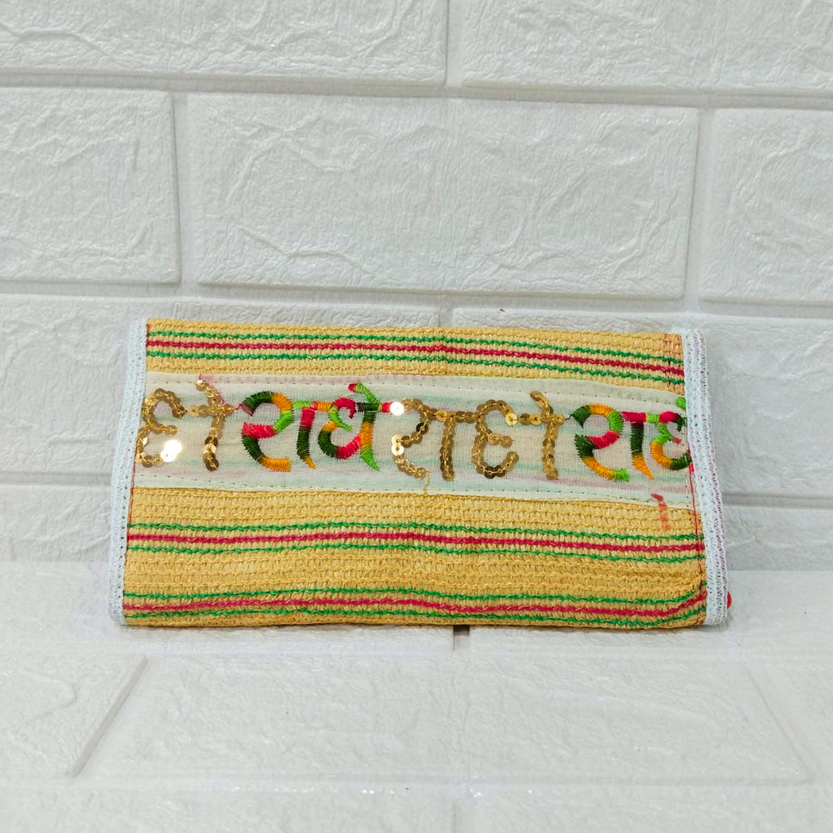 Di0038 Three-Chain Clutch Purse Traditional Purse – Ethnic Elegance