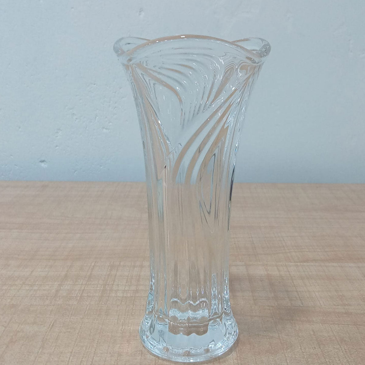 AM5989 Elegant Crystal Flower Vase (Multidesign)