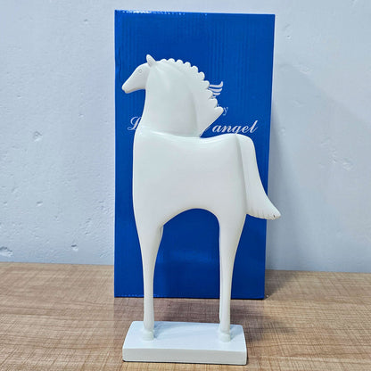 AM5940 Nordic White Minimalist Horse Sculpture – Modern Home Decor