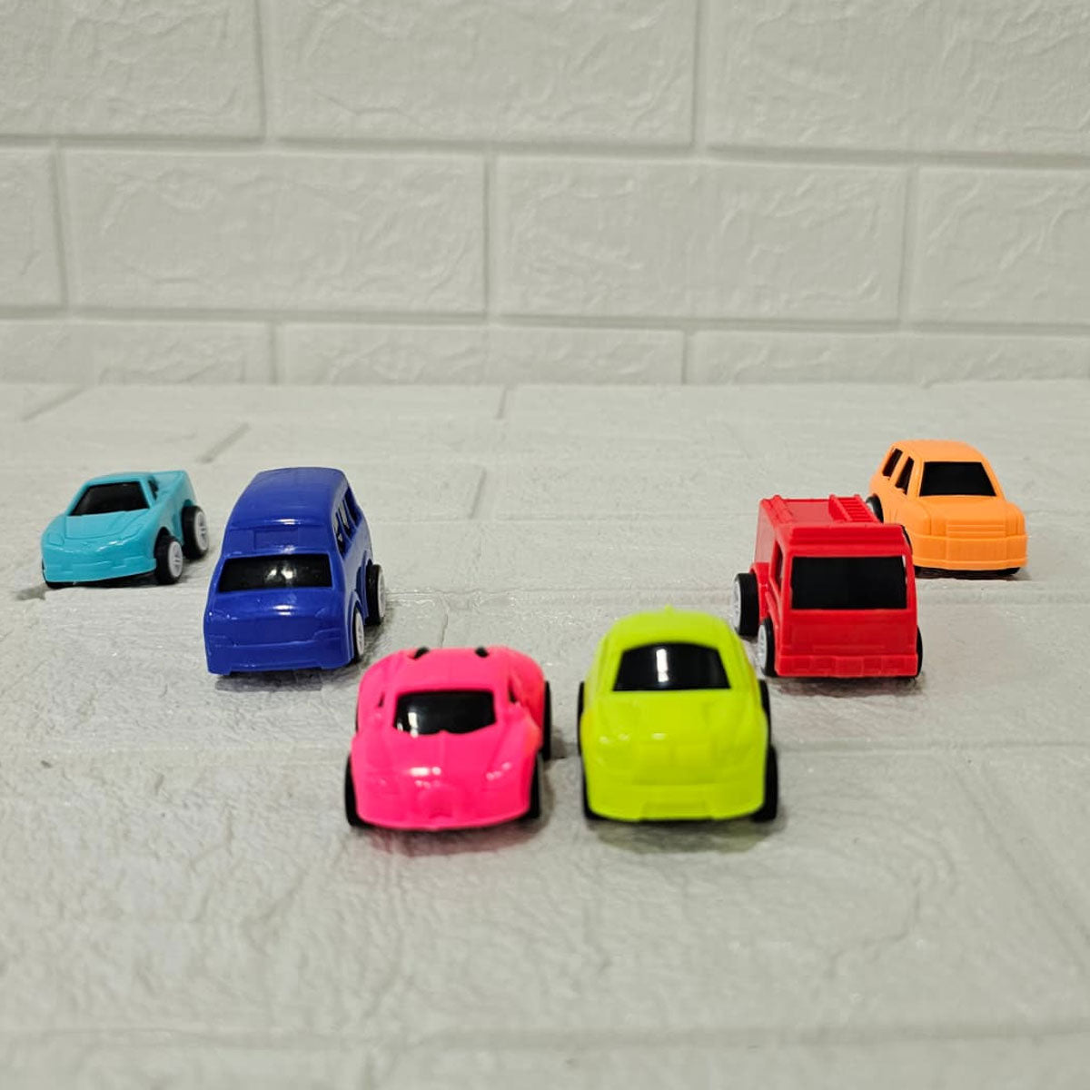 AM6026 Mini Pullback Car Set – 6 Colorful Toy Vehicles