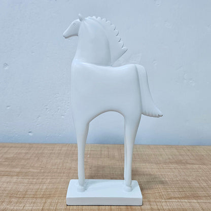 AM5940 Nordic White Minimalist Horse Sculpture – Modern Home Decor