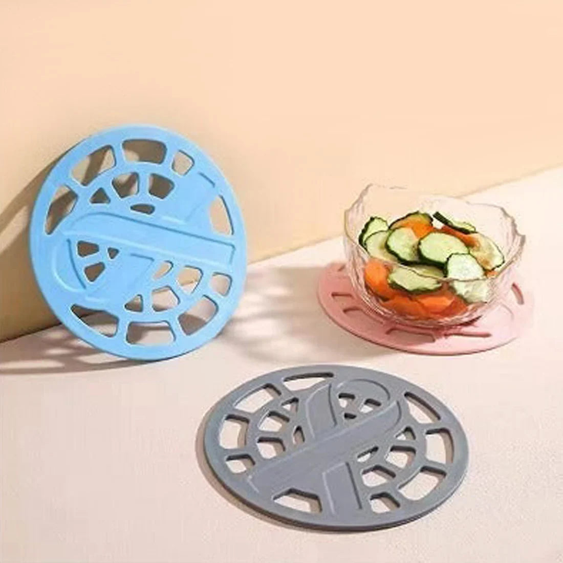 2600 1Pc Silicone Fancy Coaster for holding bowls and utensils including all kitchen purposes. Silicone Fancy Coaster for holding bowls and utensils including all kitchen purposes.