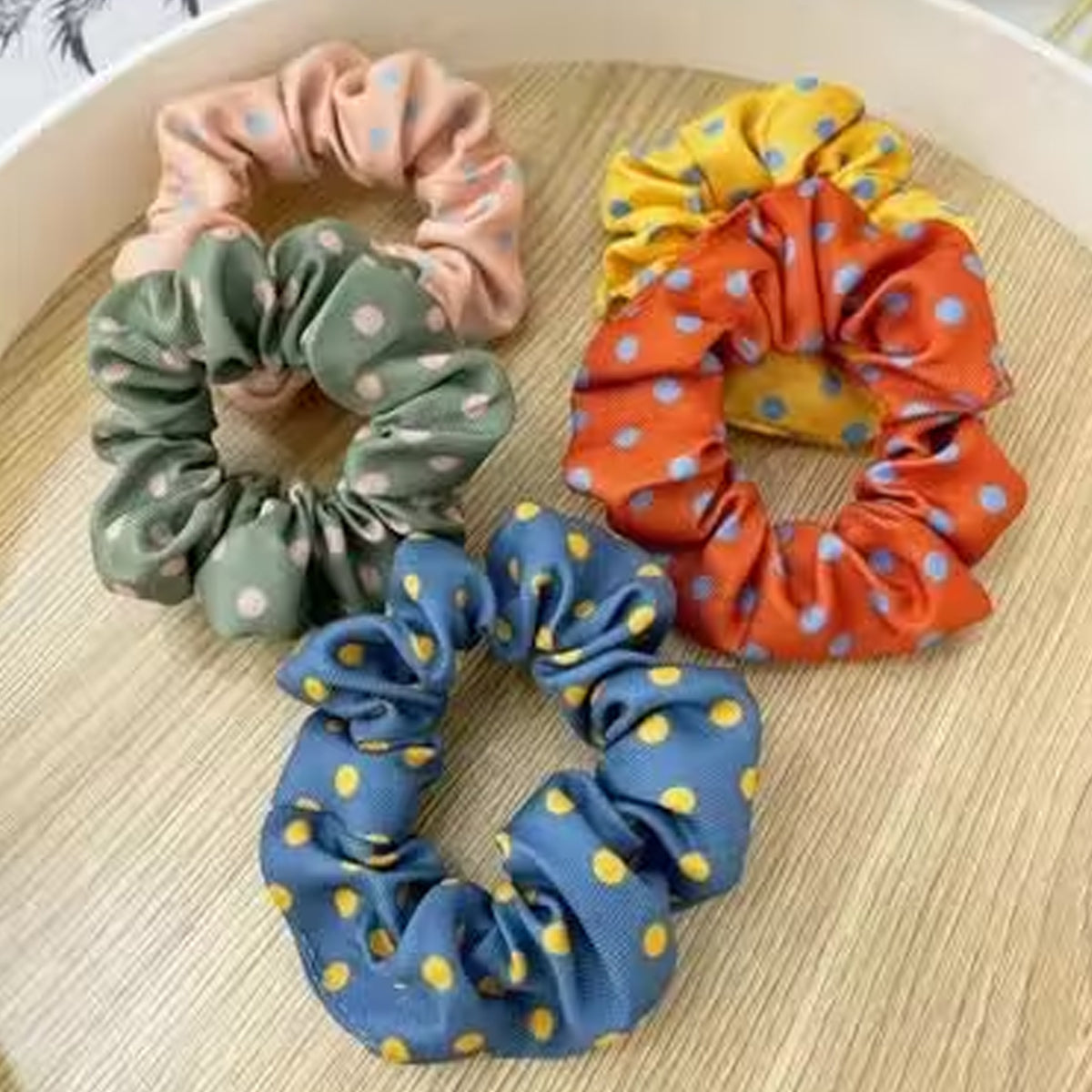 AM5869 Multidesign Printed Hair Scrunchies For women - Pack of 1