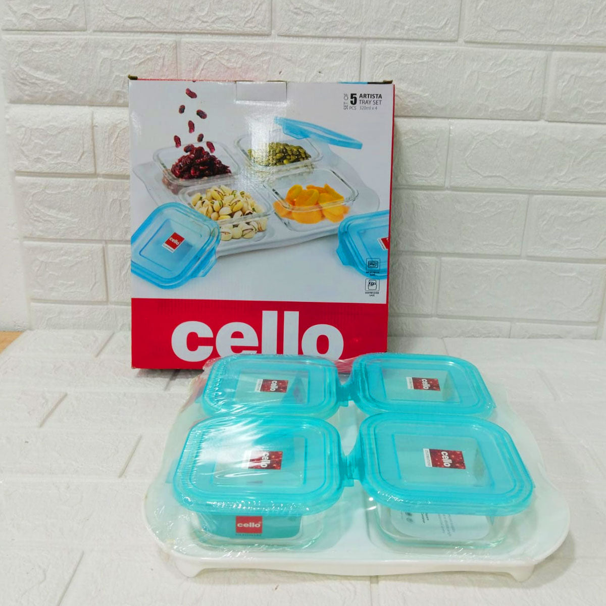 Di0244 Cello Arista 5-Piece Tray Set - 4 Glass Square Containers with Lids & Serving Tray - 320ml Each