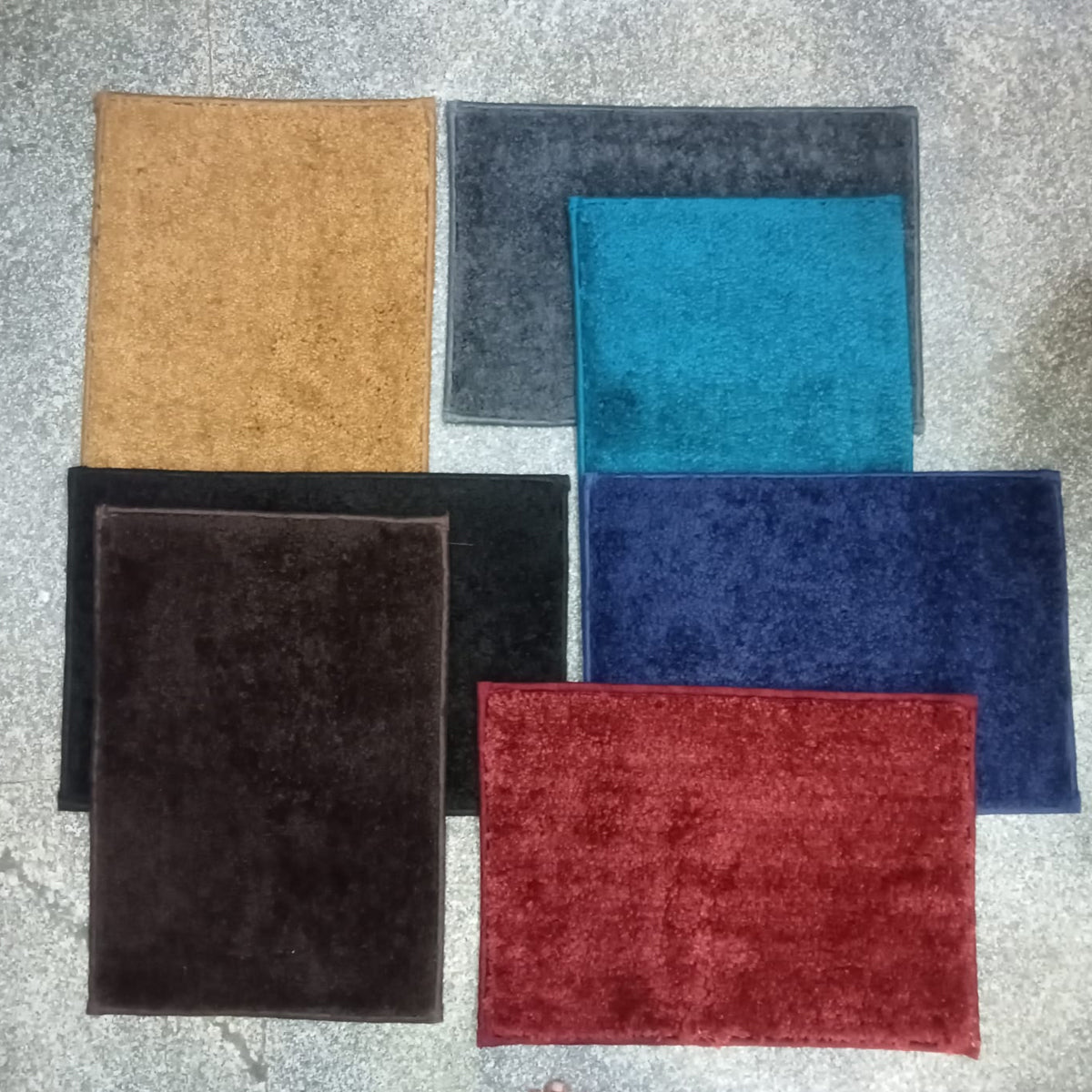 AM5847 Mix Cotton Soft Microfiber Door & Bath Mat (RG 13X19 Inch) Multicolour