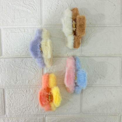AM6382 Mix Cloud Shape Fur Hair Claw - 1pc (Multicolour)