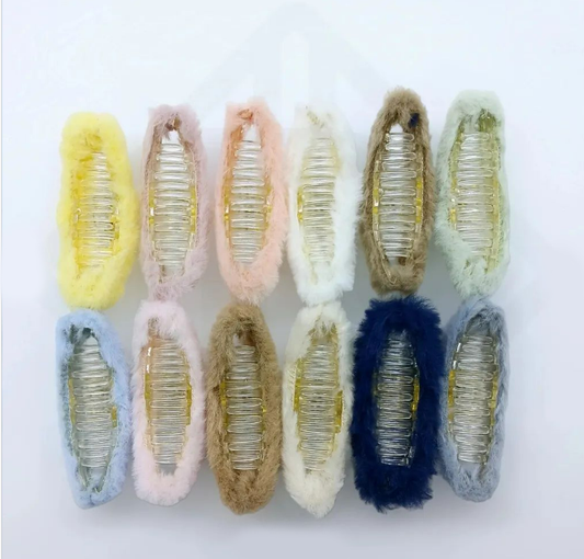 AM1086 Fur Hair Clip Butterfly
