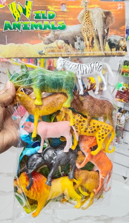 A06484 Wild Animals Plastic Figures Playset (Pack of 10+ Figures)
