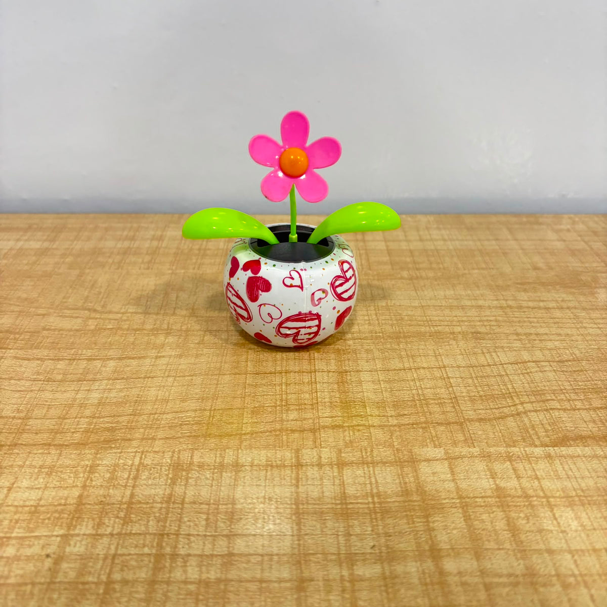 A07064 2108-2 Solar Powered Dancing Flower & Bee Car Dashboard Decor (4.5 Inches)