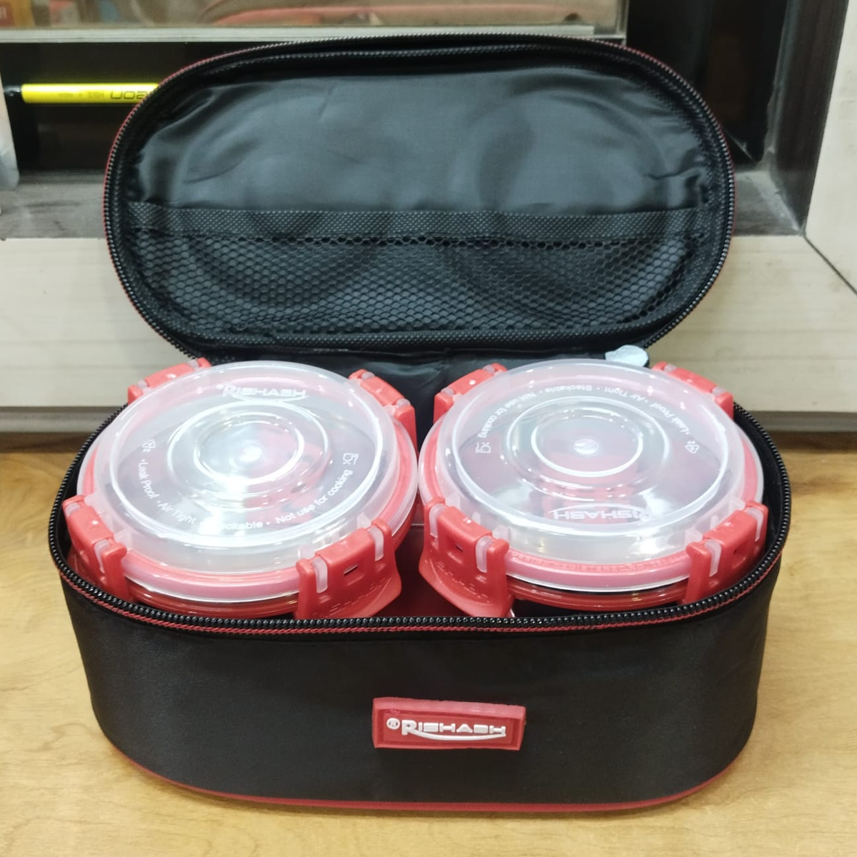AM5655 Rishabh Spice Lunchbox With 1 Box ,2 container and Jacket