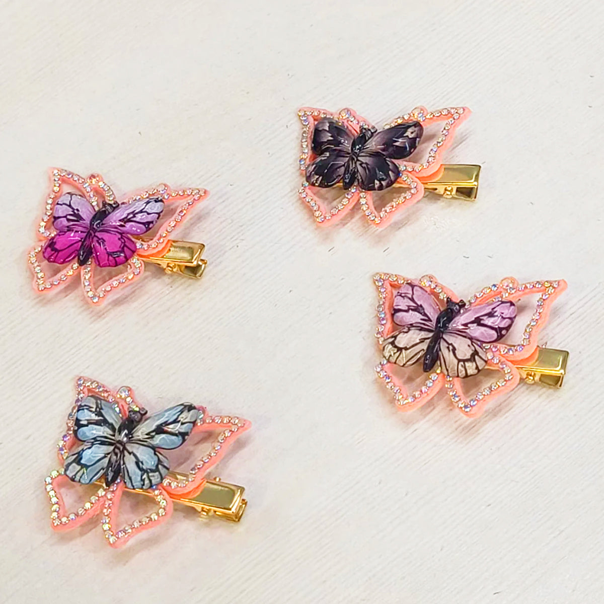 AM5428 Butterfly Hair clips with Flower and Butterfly Design 1pc