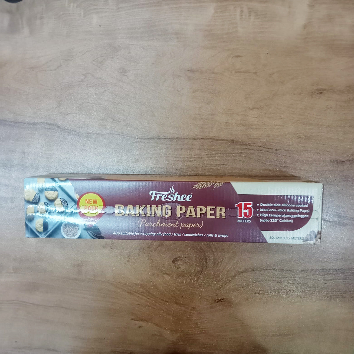 AM5743 Freshee Baking Paper Food Wraping 15 Meter Parchment Roll (Pack of 1)