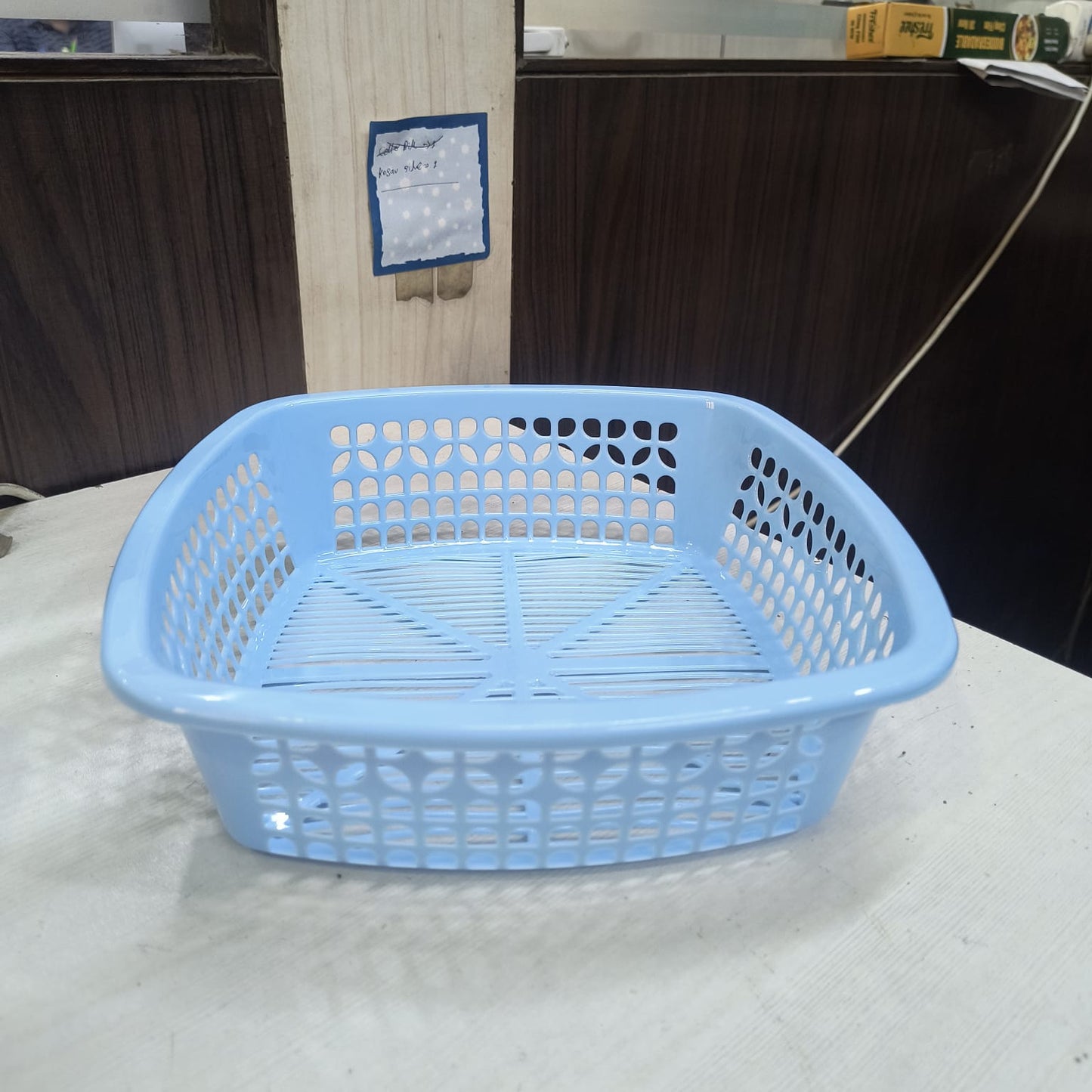 AM5296 Square Plastic Storage Basket 1pc