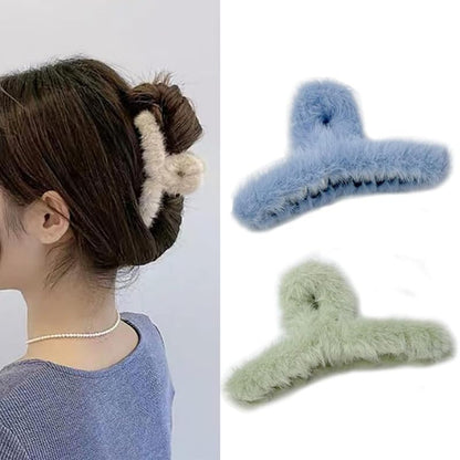 AM1086 Fur Hair Clip Butterfly