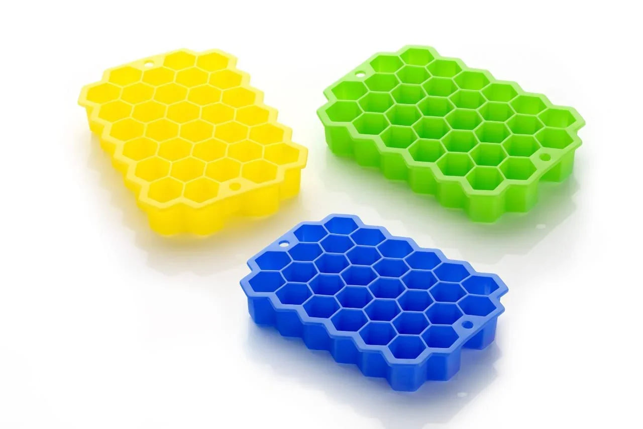 AM7763 Flexible Silicone Ice Cube Tray WIthout Lead, 37 Cubes , Fridge Use
