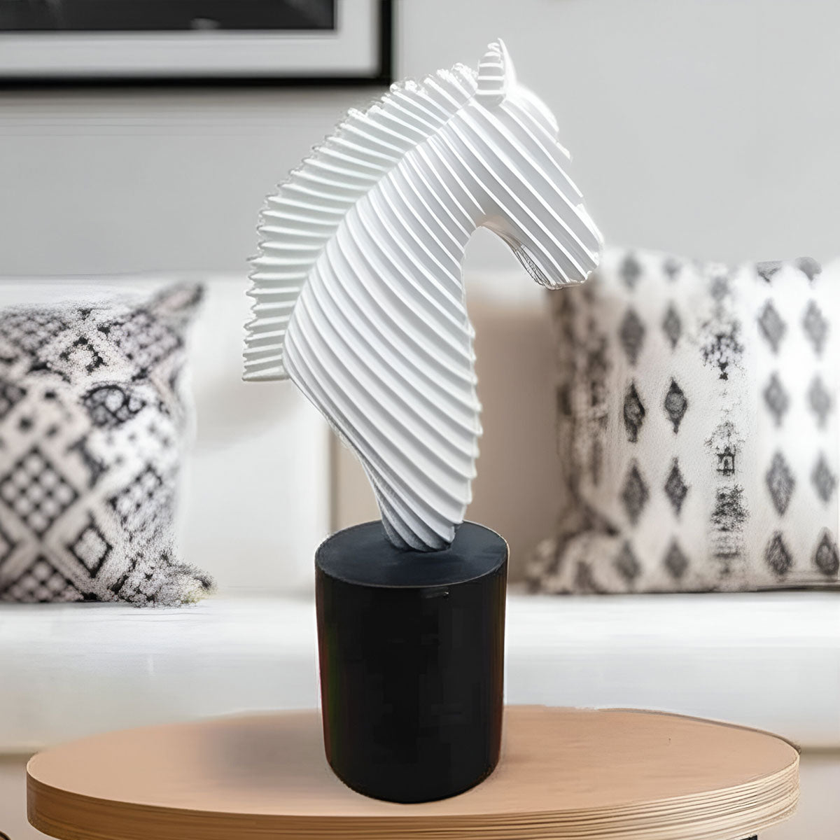 AM5938 Modern Decorative Horse Head Sculpture - Pack of 1
