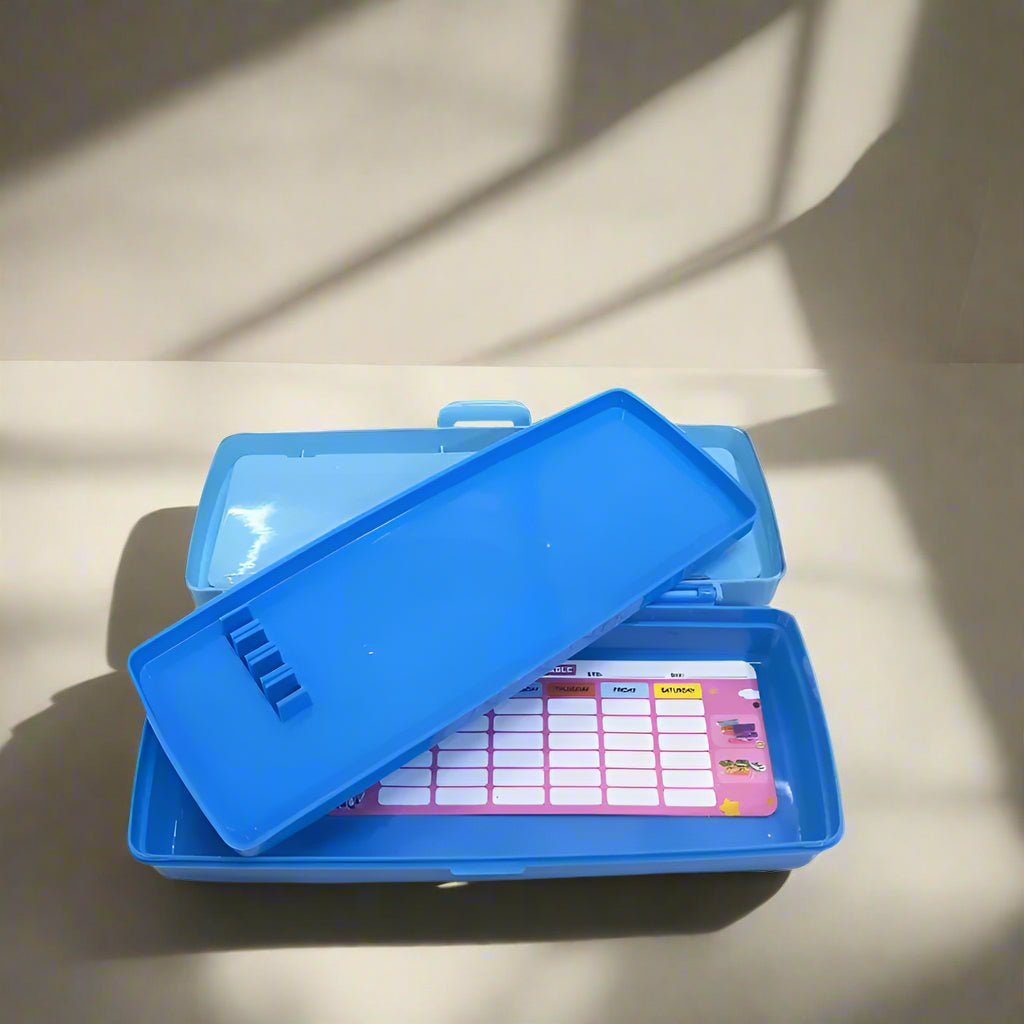 AM5477 Target Pencil Box With Game