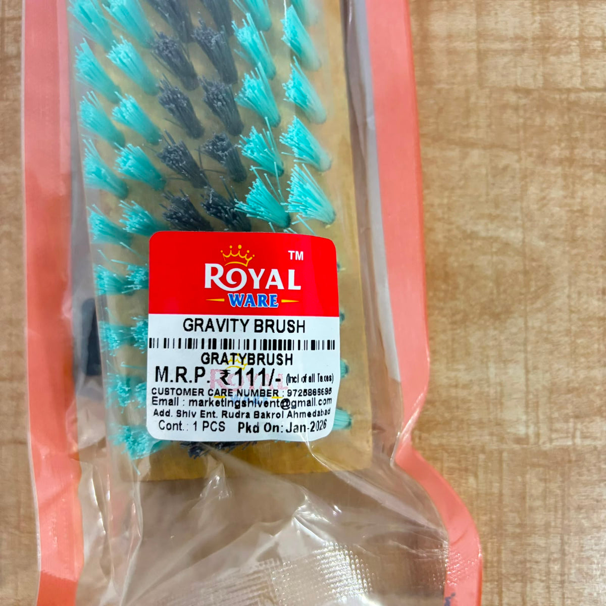 A06995 Royal Ware Gravity Wooden Brush