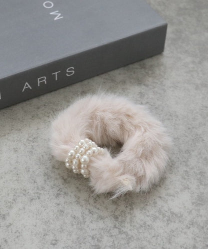 TM0047 Pearl Fur Hair Scrunchies