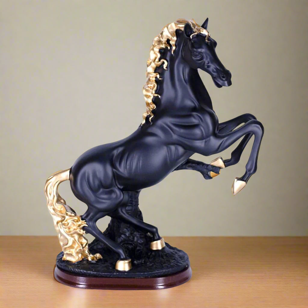 AM5934 Rearing Resin Horse Showpiece