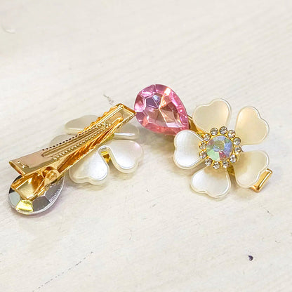 AM5427 Small Hair clips with Flower and Dimond Design (Pack of 1 Pair)