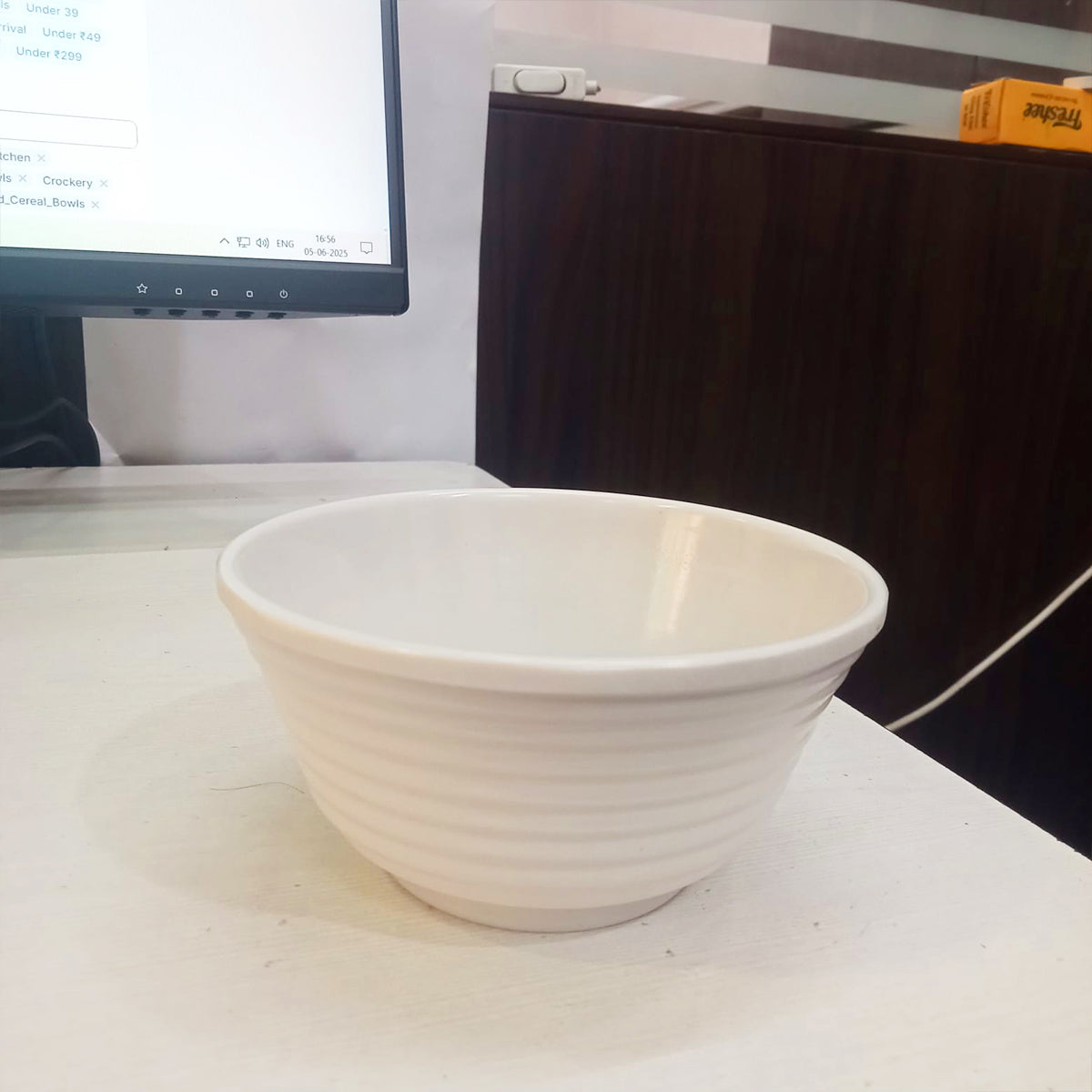 AM3232 Premium White Grey Dotted Cereal Serving Bowls