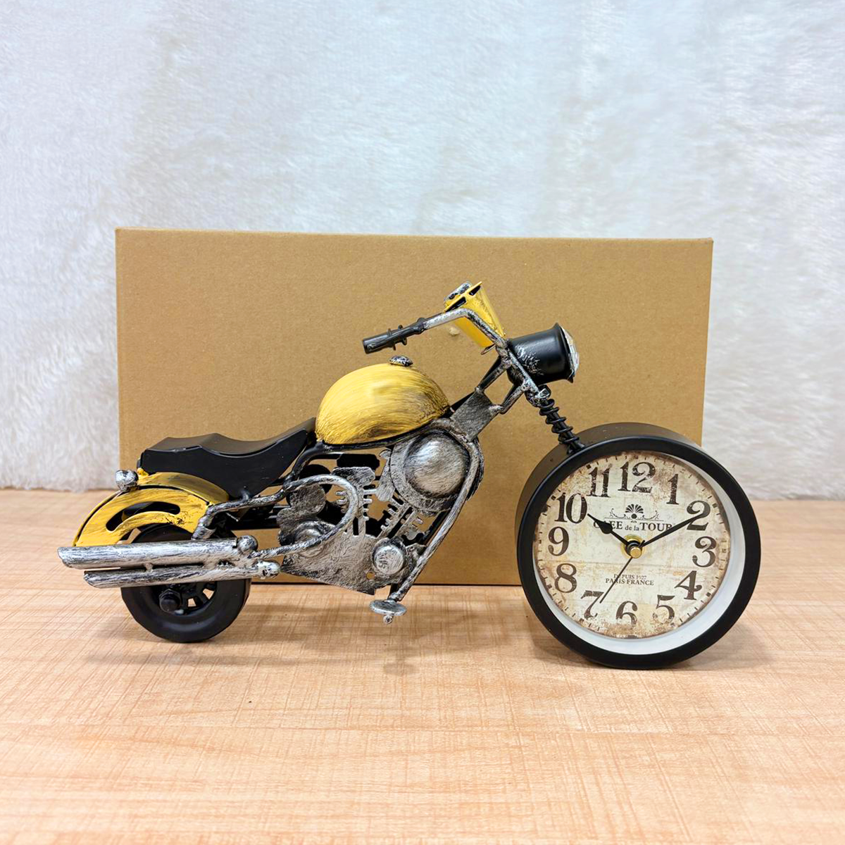 TM0113 Vintage Cruiser Motorcycle Table Clock – Retro Industrial Metal Bike Desk Ornament - Pack Of 1
