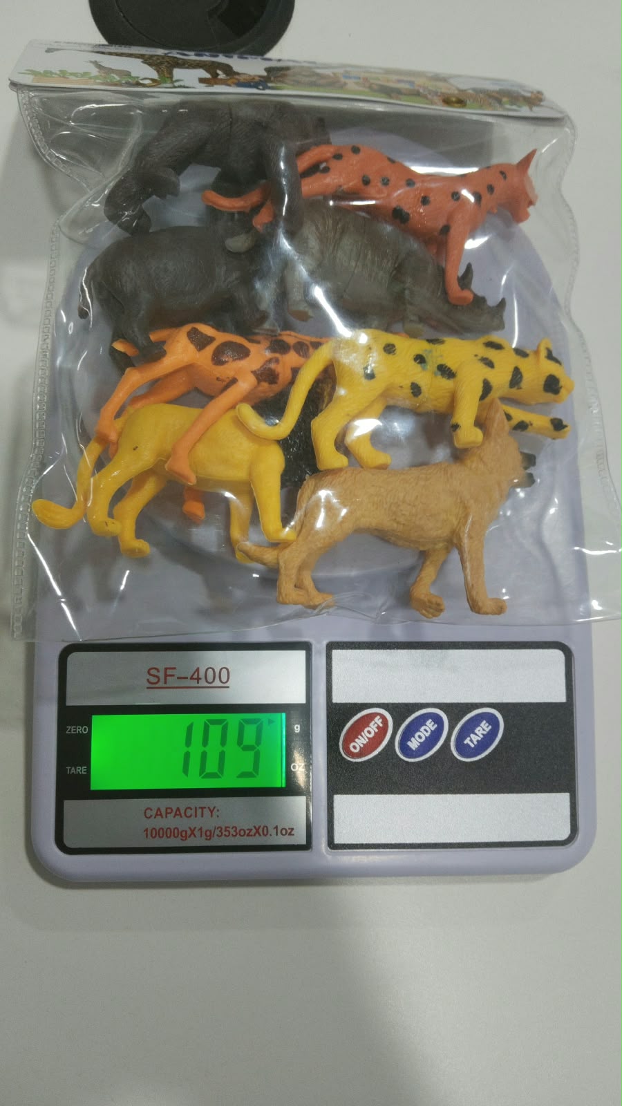 TM0223 8 Piece Set Realistic Looking Zoo Jungle Animal Figure Toy Set