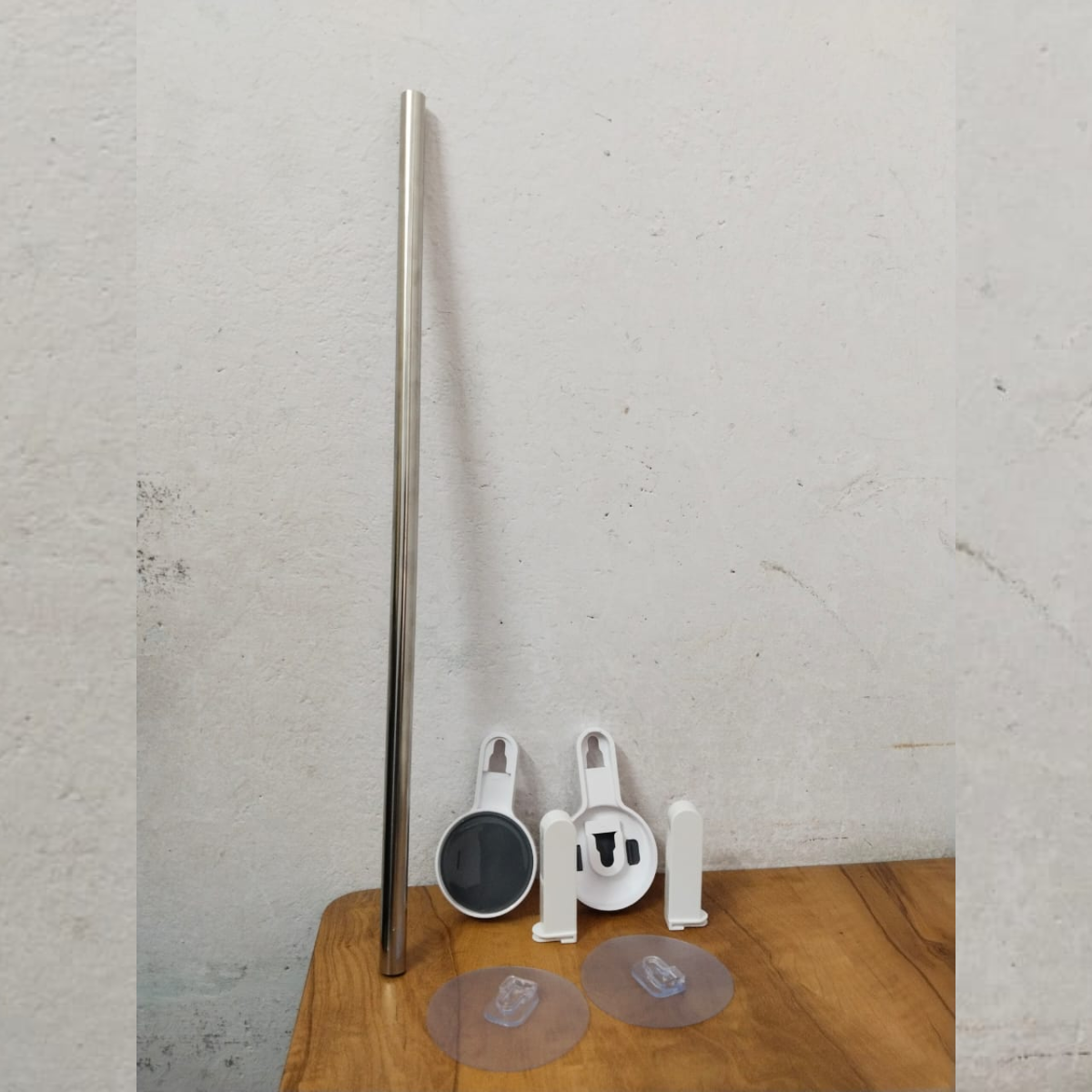 AM5482	Steel Pipe Towel Holder