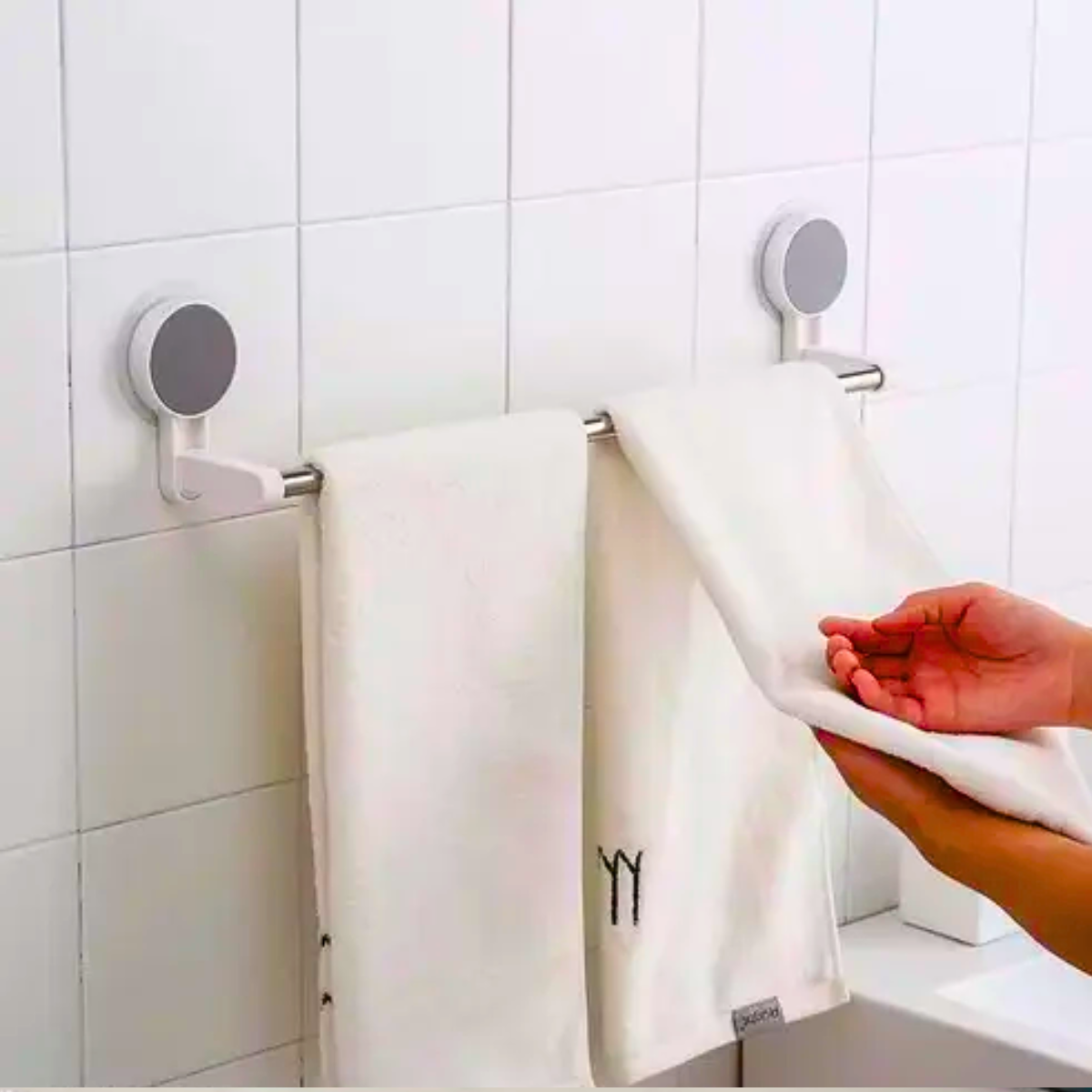 AM5482	Steel Pipe Towel Holder