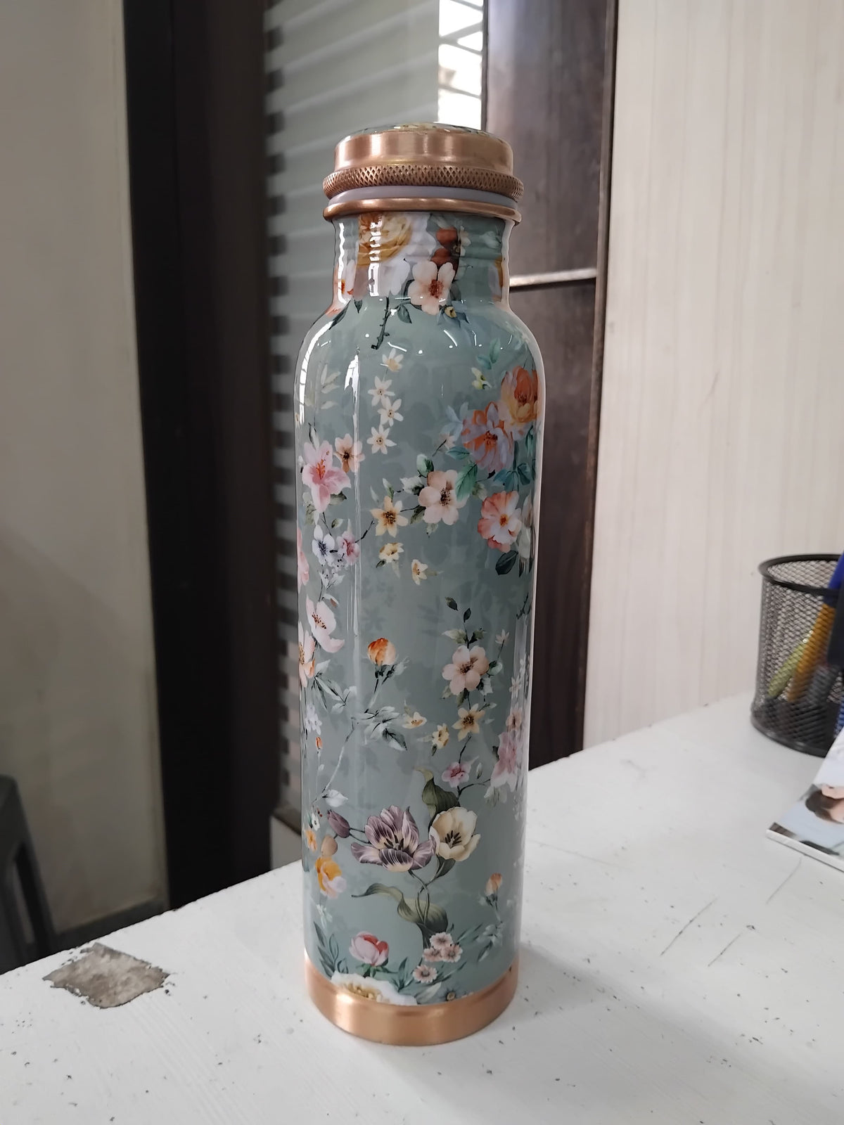 AM2673 Attro Aarogyam Tatva Copper Bottle Alice Floral ACB144 1000ml Pack Of 1 Pcs