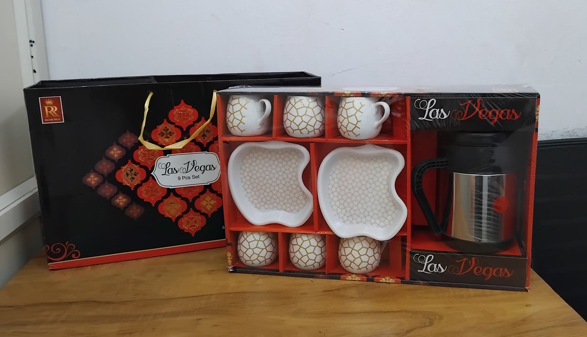 AM3084 Las Vegas Set Ceramic 6 Piece Mug, Plastic 2 Piece Platter & 1 Piece Kettle Set Of 9 Piece