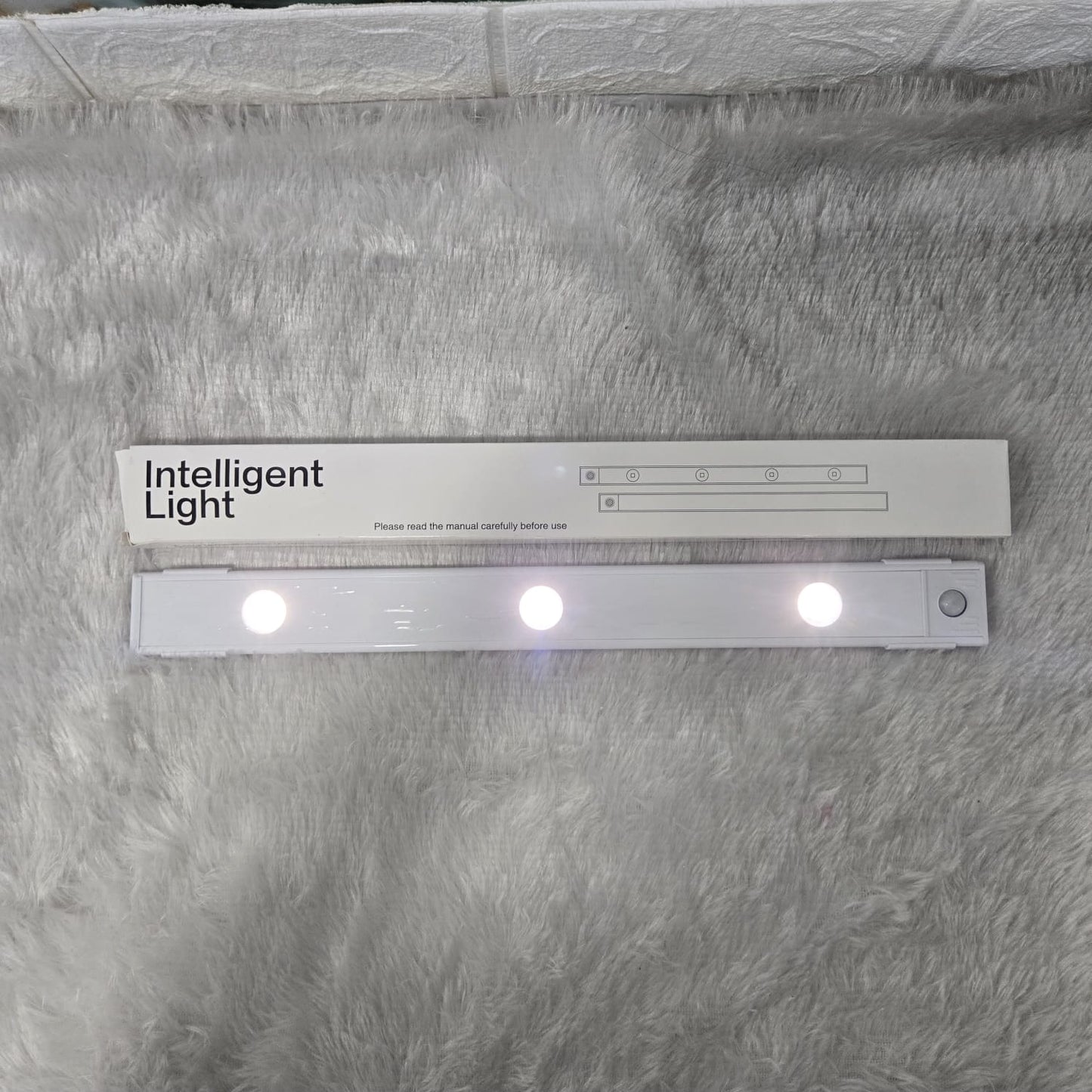 AM7218 Rechargeable Motion Sensor LED Under-Cabinet Intelligent Light Bar