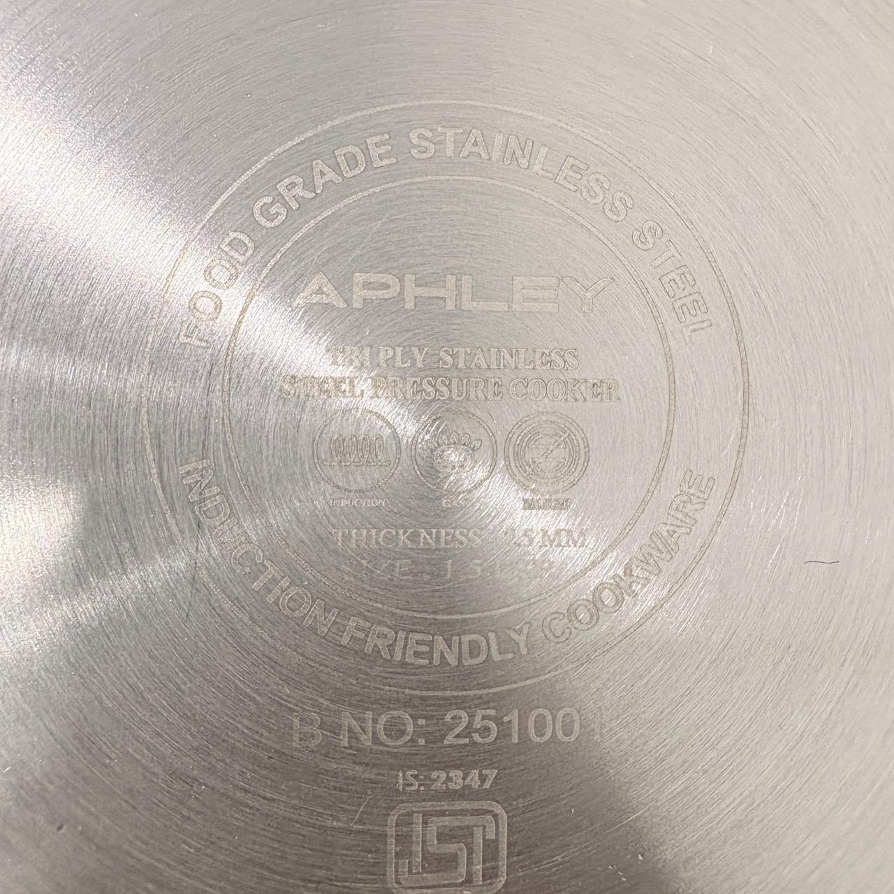 AM7306 Tri-Ply Stainless Steel Outer Lid Pressure Cooker - 1.5 Ltr