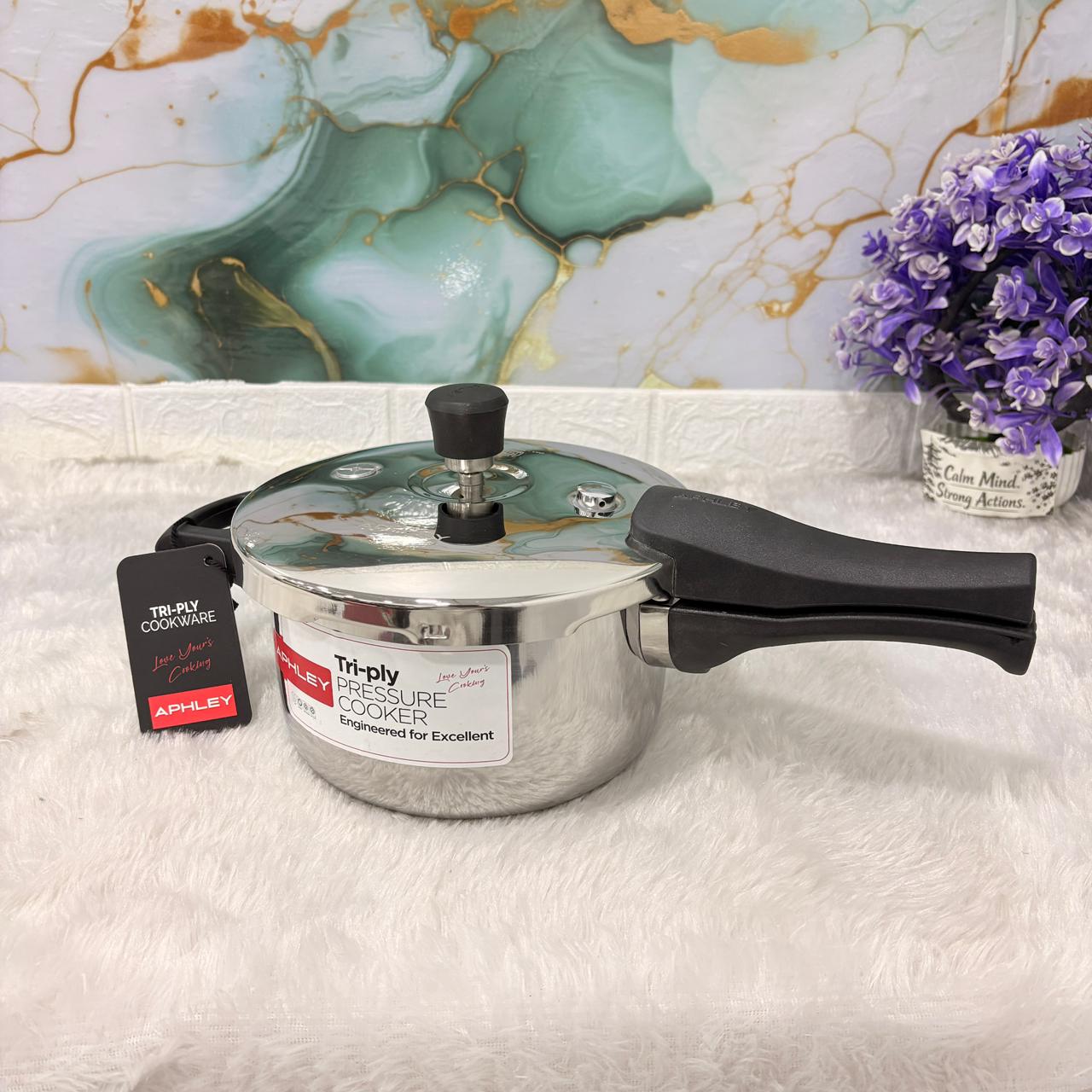 AM7308 Tri-Ply Stainless Steel Outer Lid Pressure Cooker - 3 Ltr