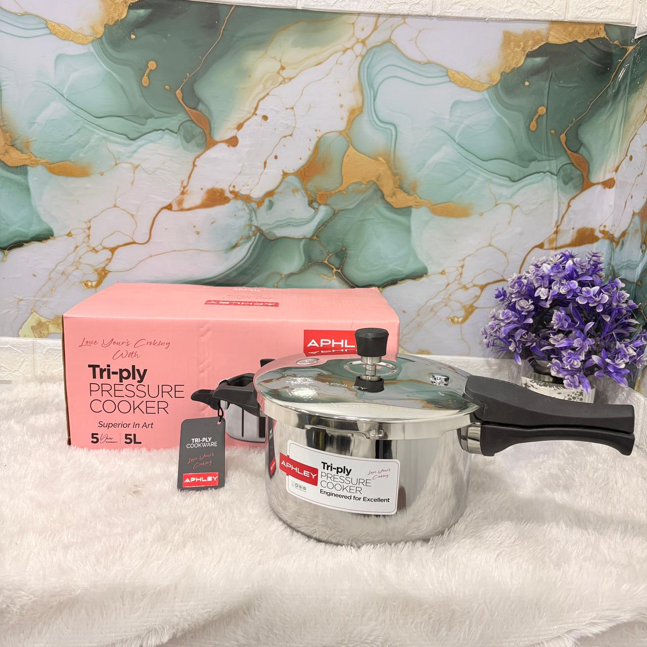 AM7309 Tri-Ply Stainless Steel Outer Lid Pressure Cooker - 5 Ltr
