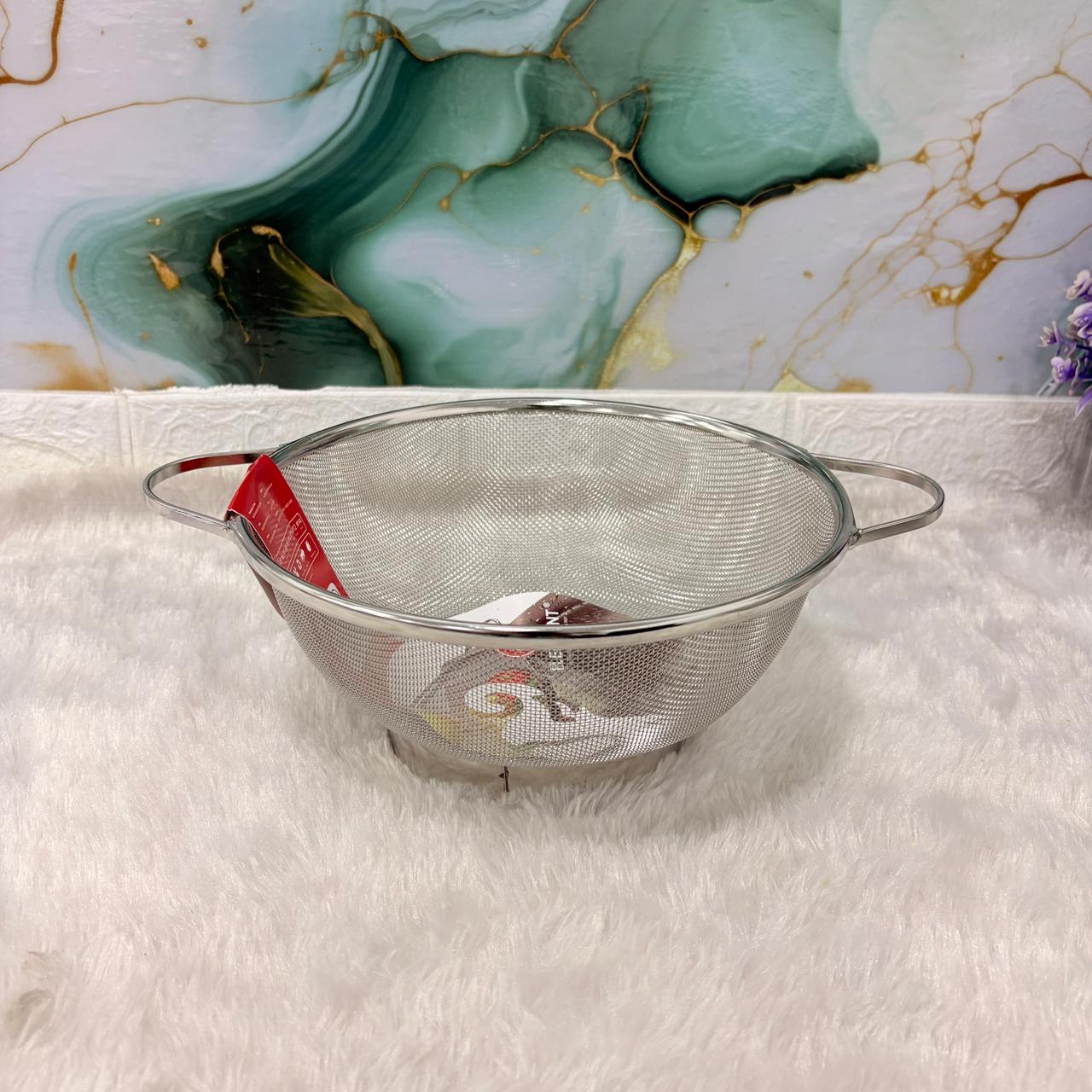 AM7328 Elephant Stainless Steel Mesh Colander / Strainer with Handles (23 cm)