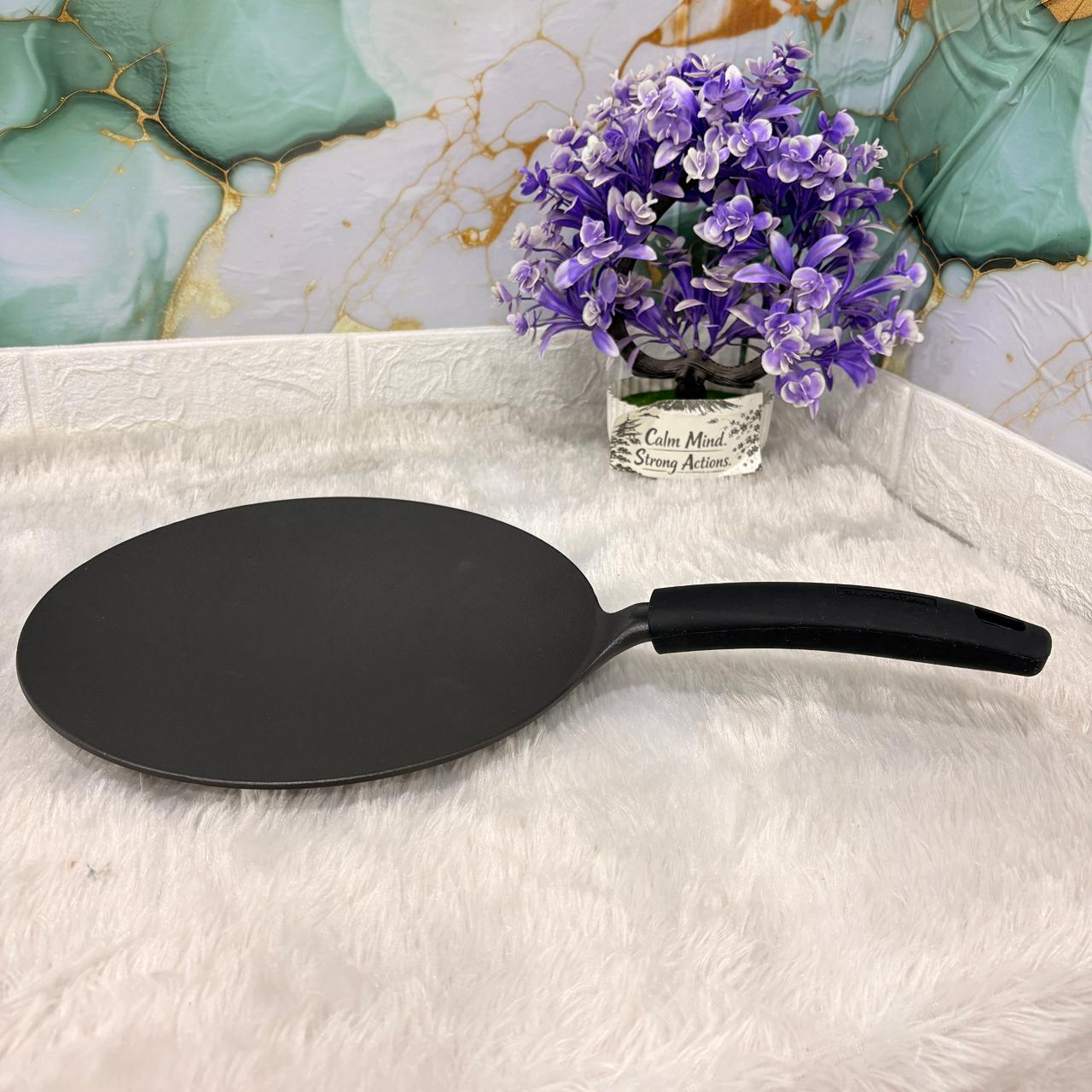 AM7401 Tramontina TITANEX 26cm Pre-Seasoned Cast Iron Concave Tawa