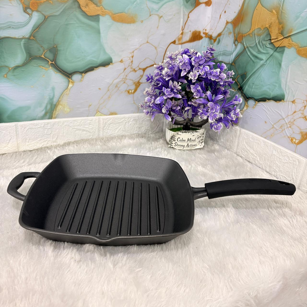 AM7410 Tramontina TITANEX Pre-Seasoned Cast Iron Grill Pan (27 cm)