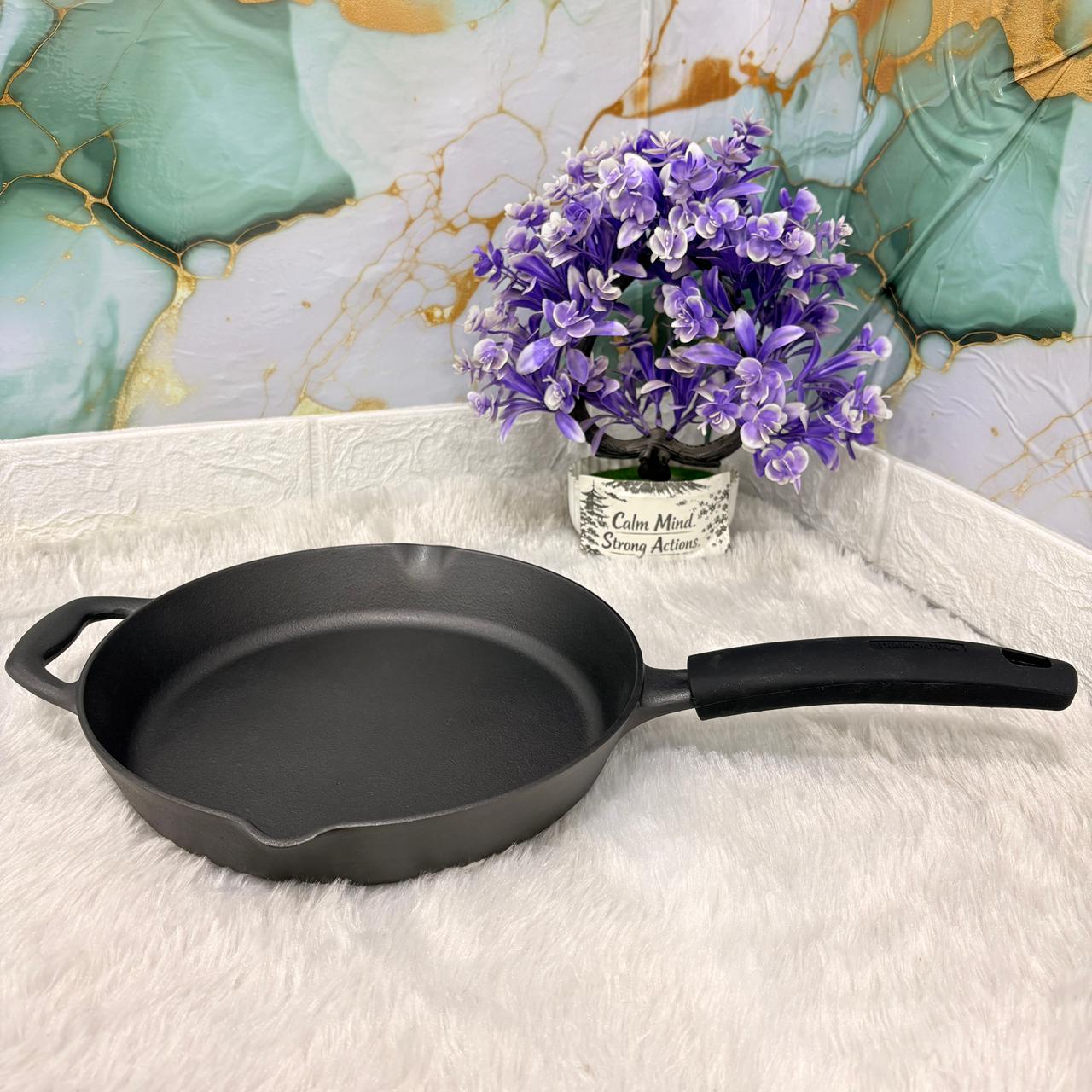 AM7415 Tramontina TITANEX Pre-Seasoned Cast Iron Frypan – 24 cm